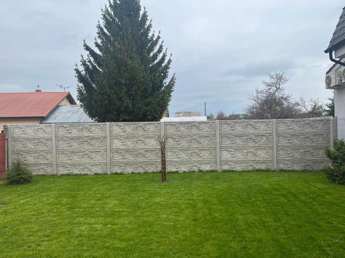 Bekivi Apartmany Dunajska Streda Exterior photo