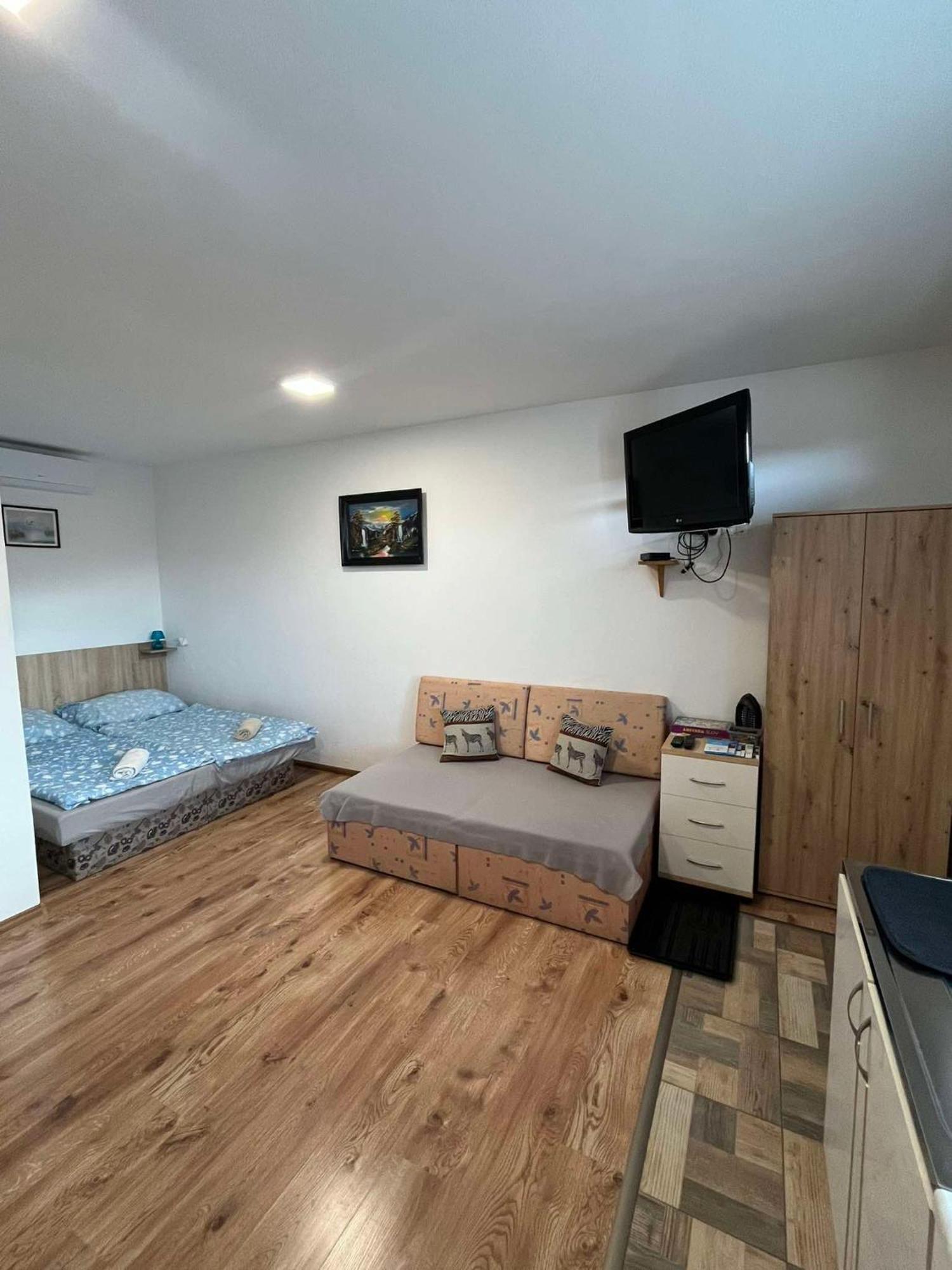 Bekivi Apartmany Dunajska Streda Exterior photo