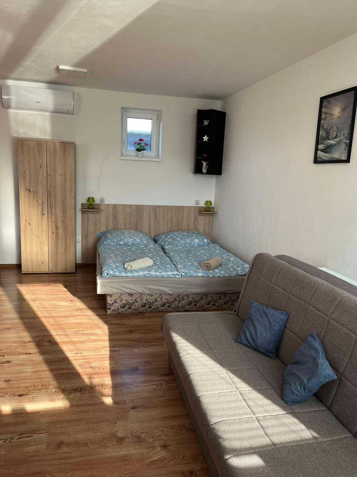 Bekivi Apartmany Dunajska Streda Exterior photo